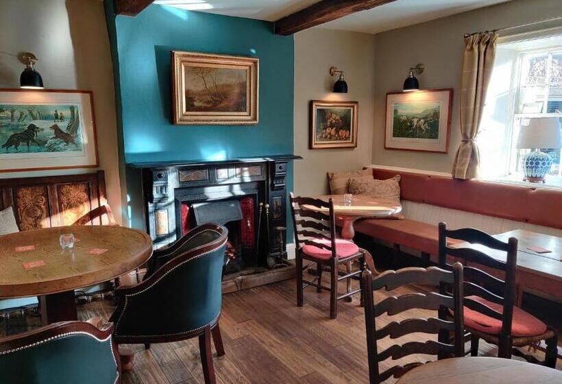 בית מלון כפרי The Lower Buck Inn