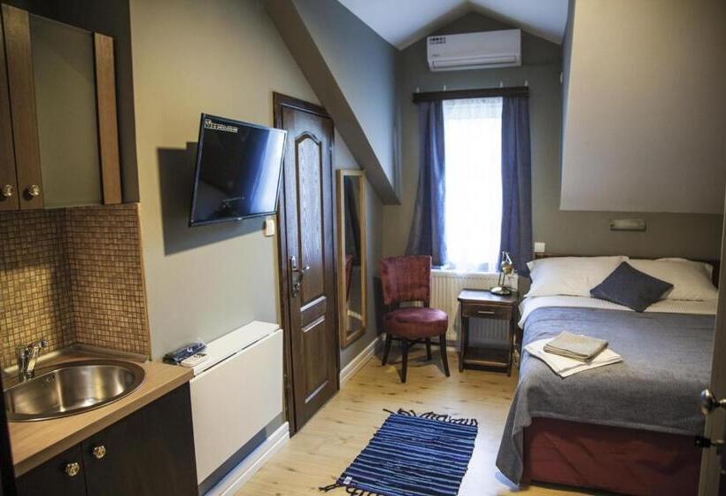 مُتل Vila Mila Riverside Apartments