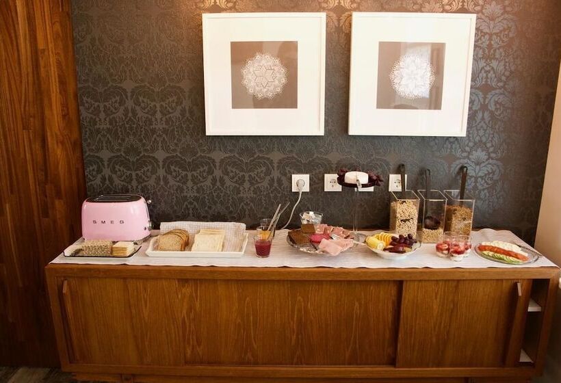 پانسیون Akkeri Guesthouse