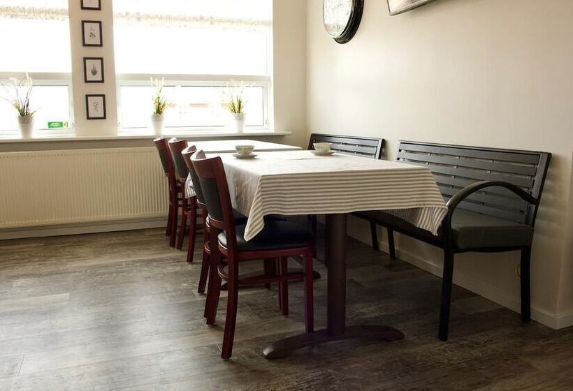 پانسیون Akkeri Guesthouse