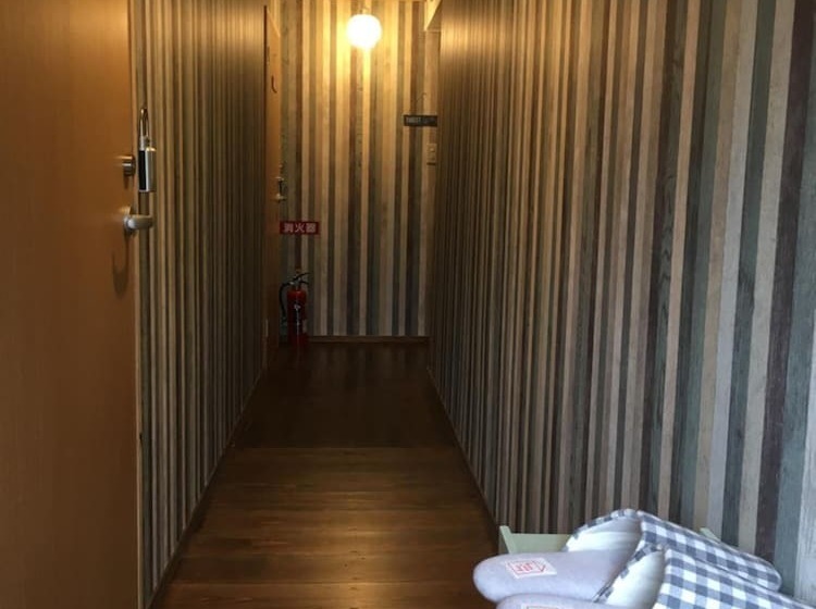 פנסיון Guest House Amamin