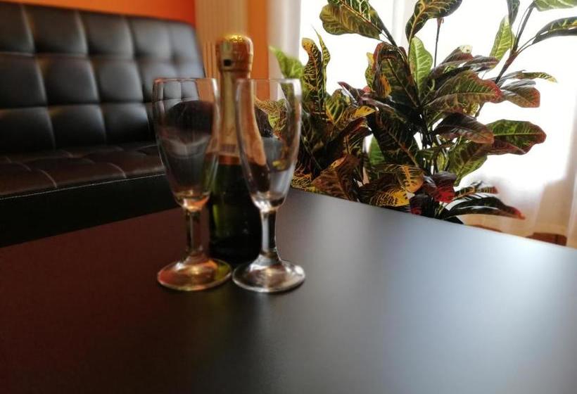 بنسيون Karingo House