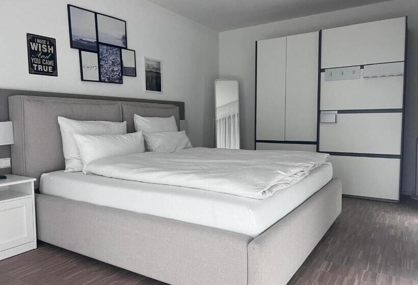 膳宿费 Newage Boardinghaus P5