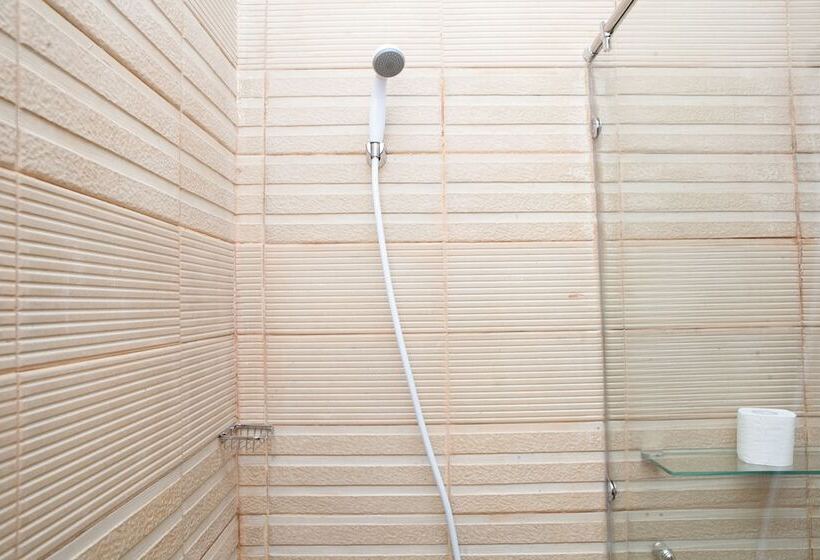 膳宿费 Reddoorz Plus Near Pasundan University