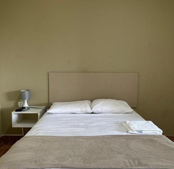 ユースホステル Royal Hotel E Gastronomia Apt Particular