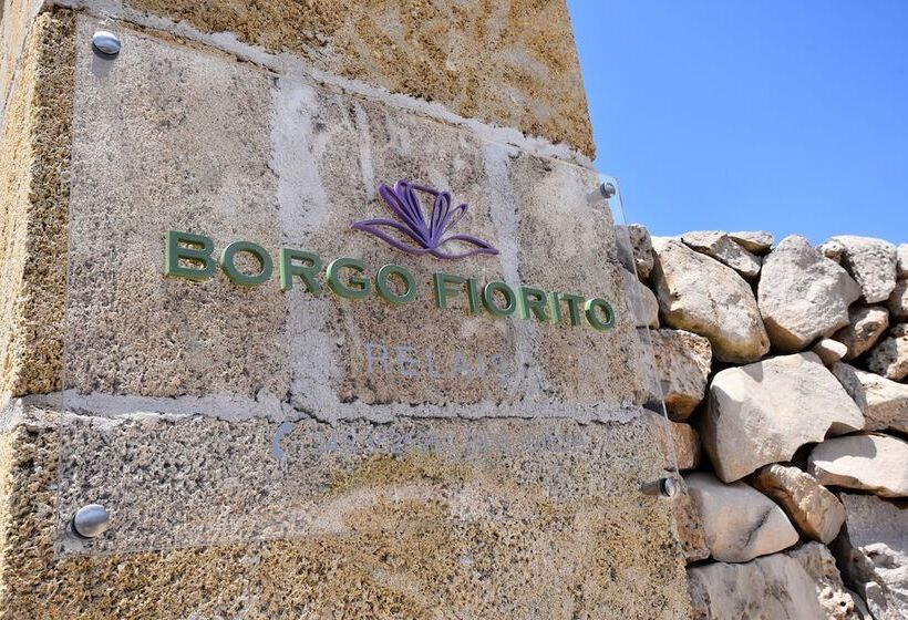 צימר Borgo Fiorito Relais