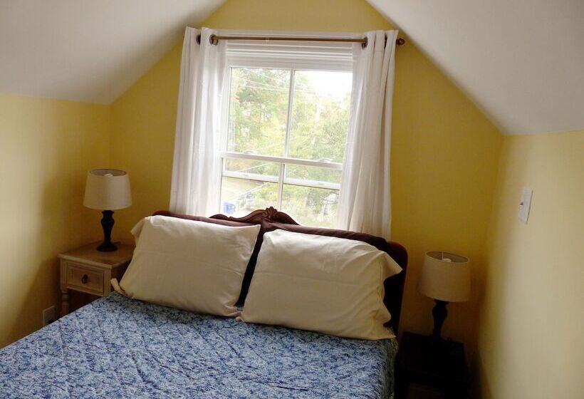 ベッドアンドブレックファースト Davis Square Inn