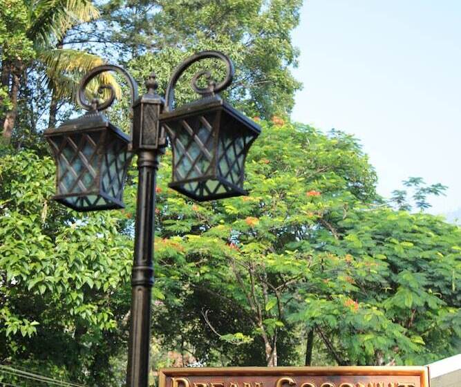 Dream Coconut Villa Resort