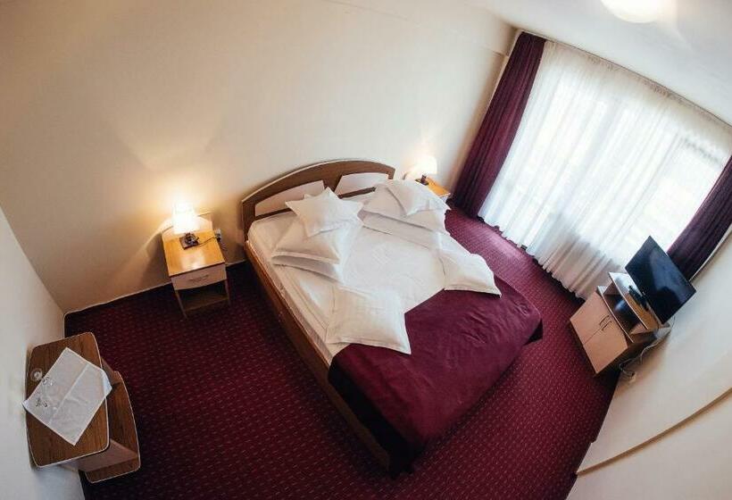 Отель Casa Rubin