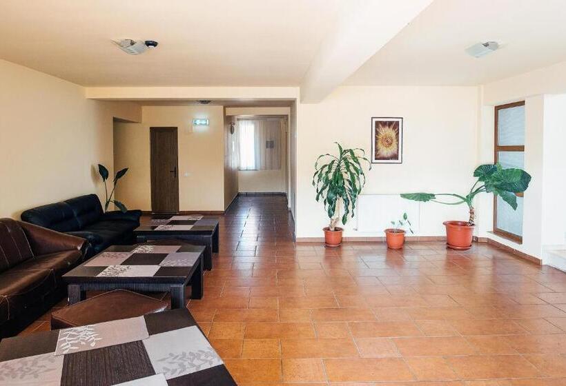 Отель Casa Rubin