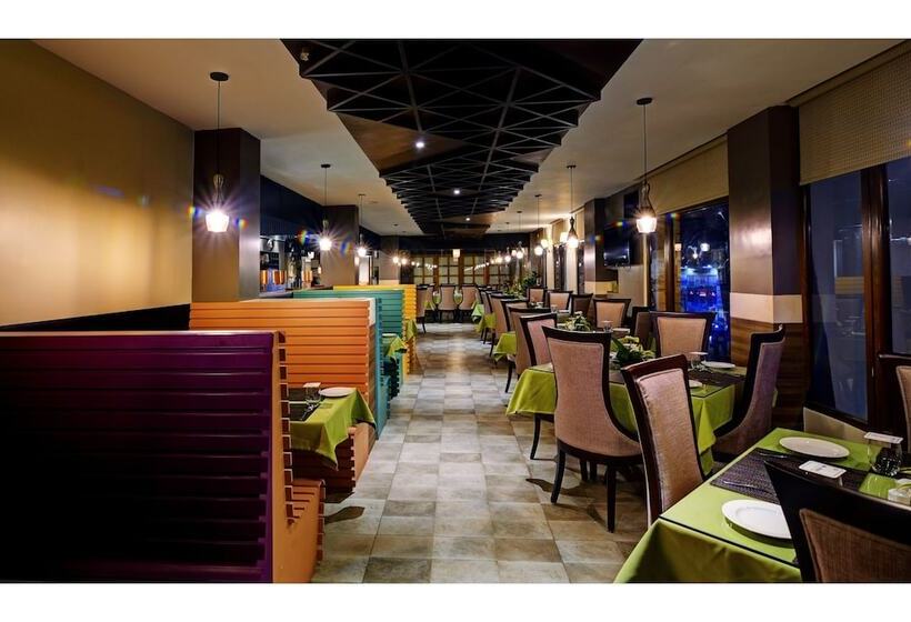 Udaan Clover Hotel Banquet & Spa