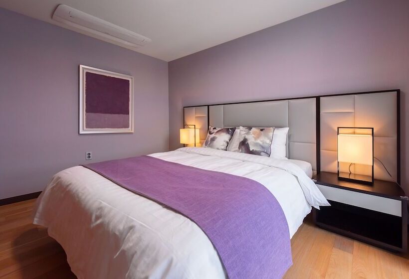 Venezia Hotel And Resort