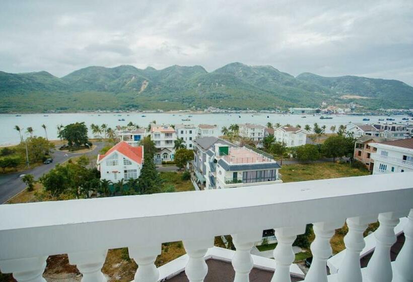 استراحتگاه Orbit