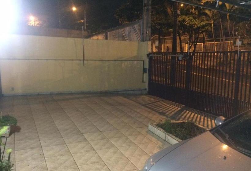 פנסיון Casa Familiar Em Campinas Com 2 Quartos, 1 Banheiro, 1 Vaga Para Carro