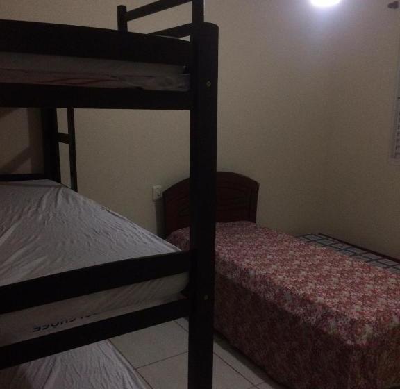 Пансион Casa Familiar Em Campinas Com 2 Quartos, 1 Banheiro, 1 Vaga Para Carro