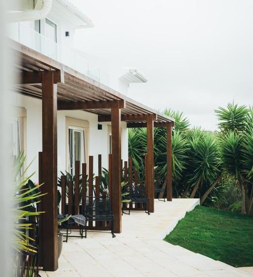 پانسیون Emcasa Boutique Guesthouse