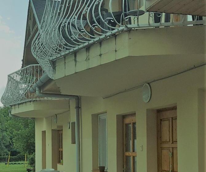 بنسيون Fasor Vendégház