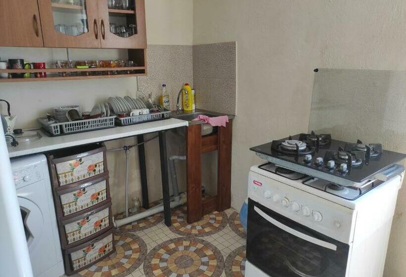 پانسیون Guest House Family