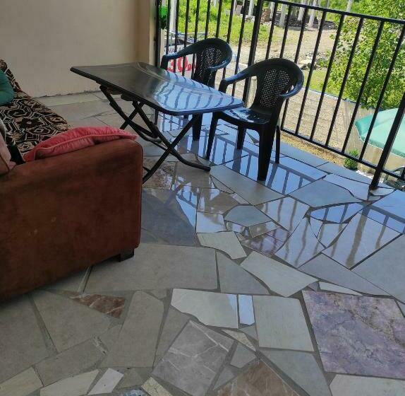 پانسیون Guest House Family