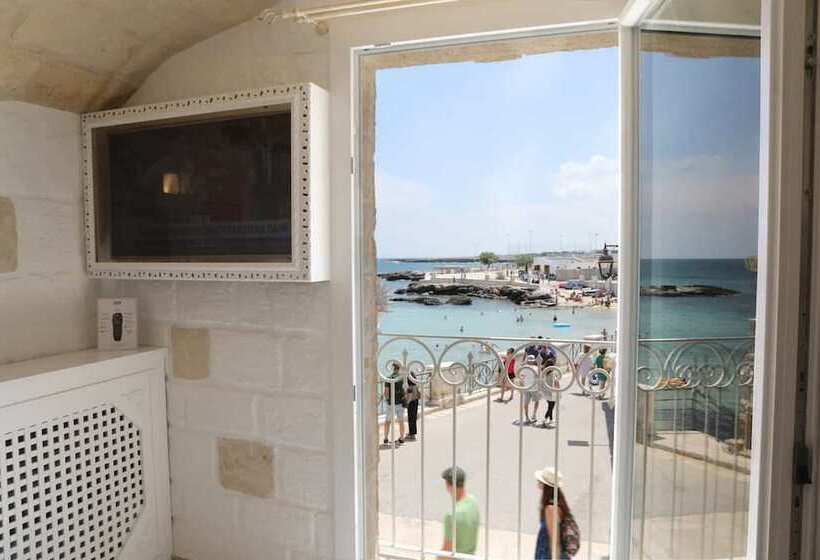 פנסיון Miramare