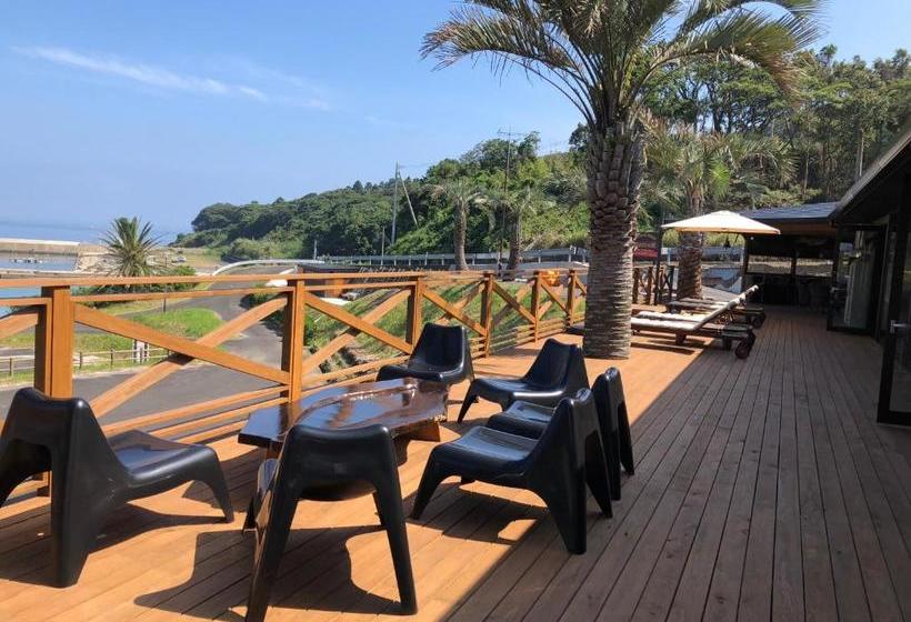 Пансион Mom S House