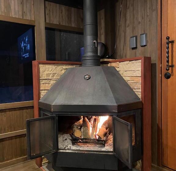 Пансион Mom S House