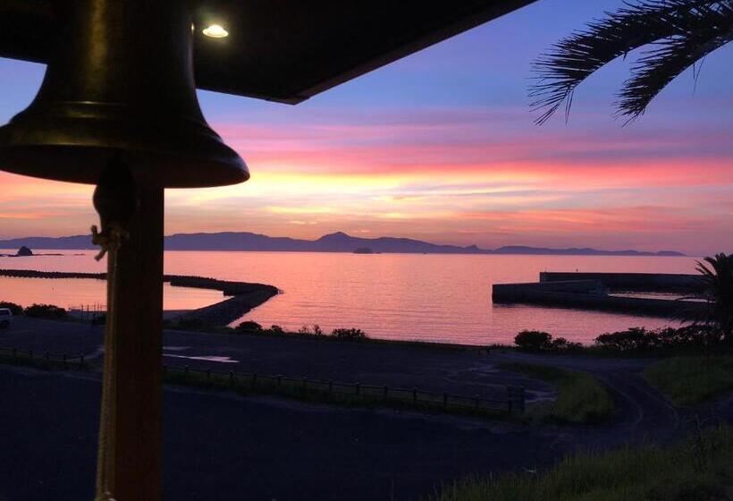 Пансион Mom S House