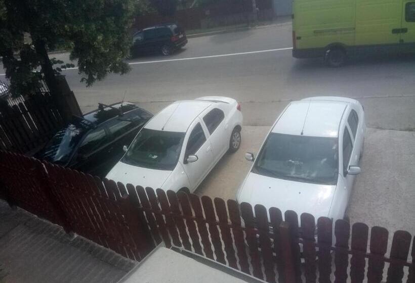 بنسيون Noira House