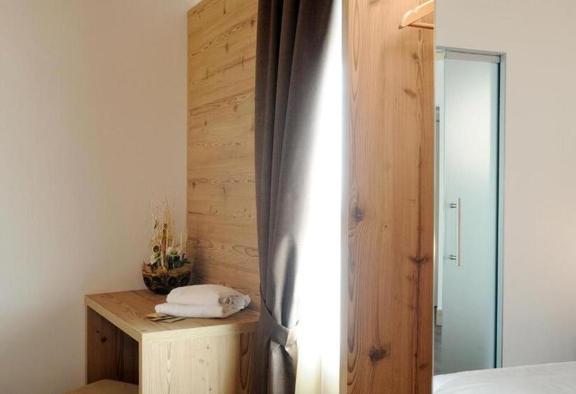Touring Hotel & Spa