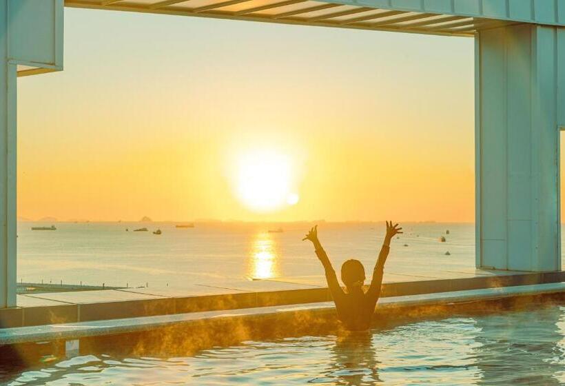 Venezia Hotel And Resort