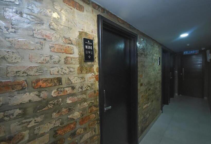 ユースホステル La Mirina Boutique Inn