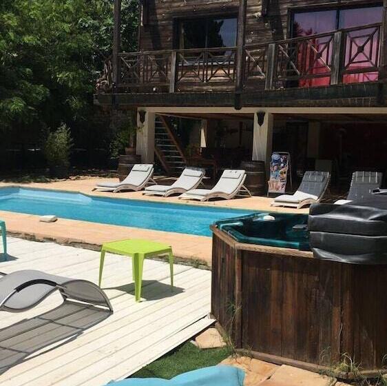 مبيت وإفطار Esprit D'ailleurs