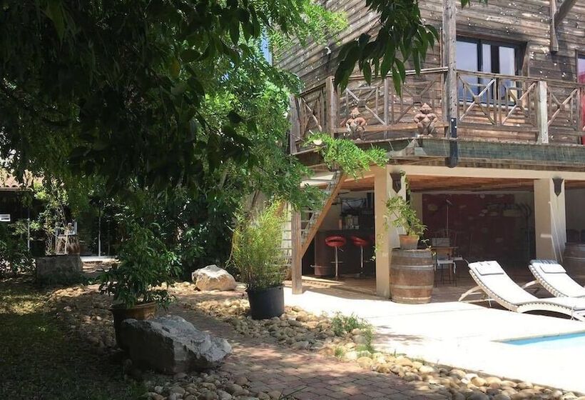 مبيت وإفطار Esprit D'ailleurs