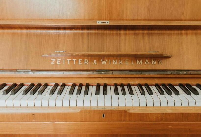 مبيت وإفطار The Kitch Inn   Boutique Inn And Wine Bar