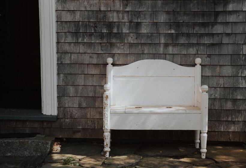 مبيت وإفطار The Kitch Inn   Boutique Inn And Wine Bar