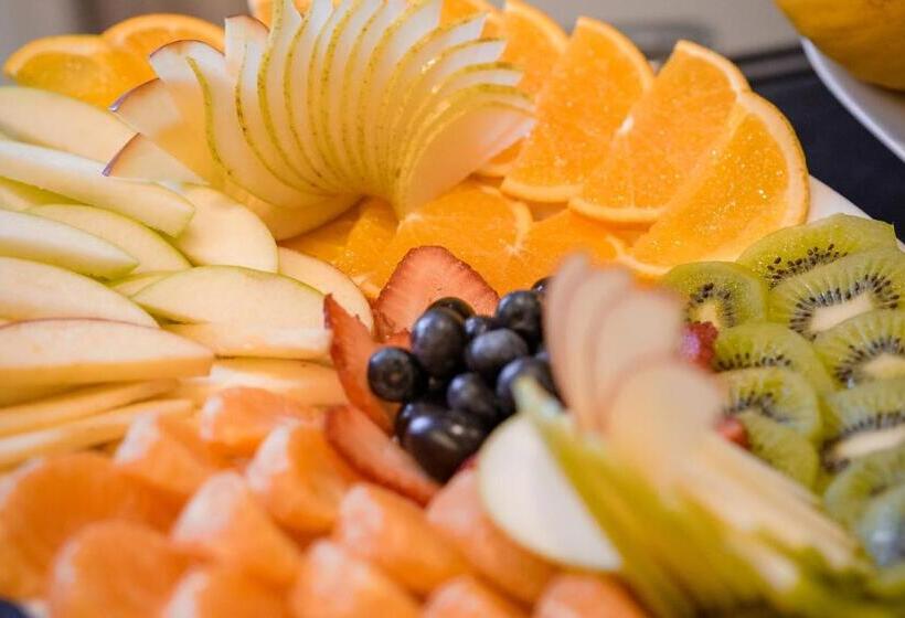 Carat Apart Boutique