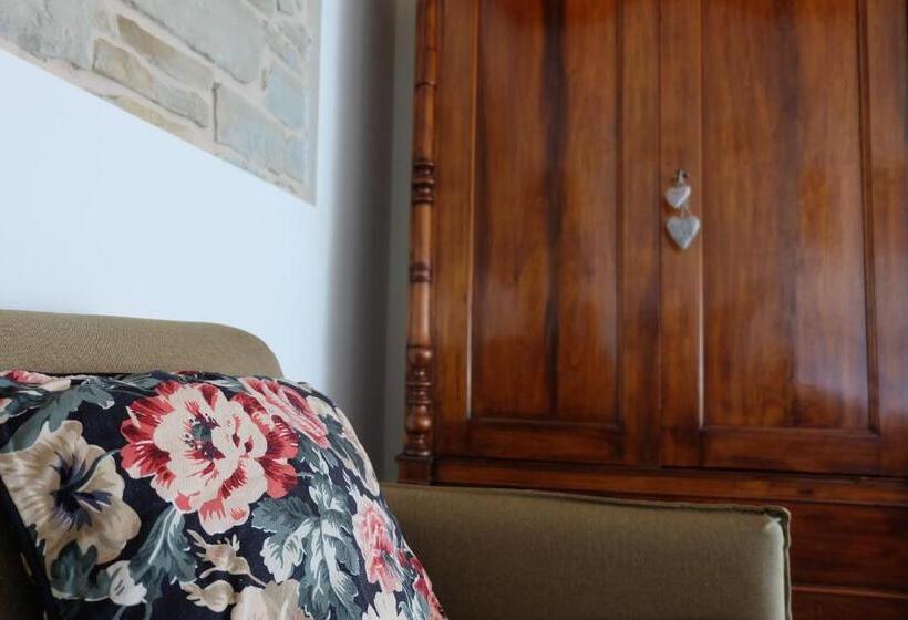 בית מלון כפרי Agriturismo Ceriano