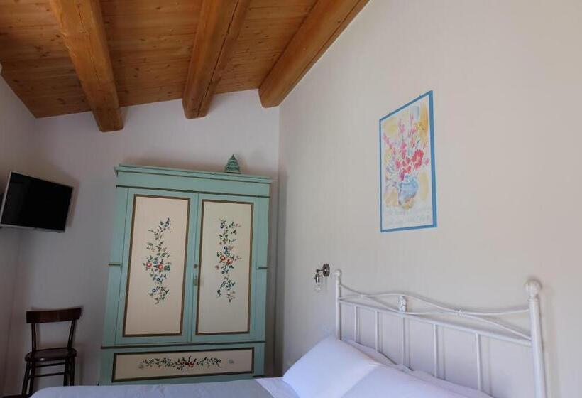 בית מלון כפרי Agriturismo Ceriano