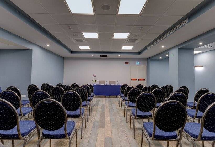 בית מלון כפרי Fly Deco