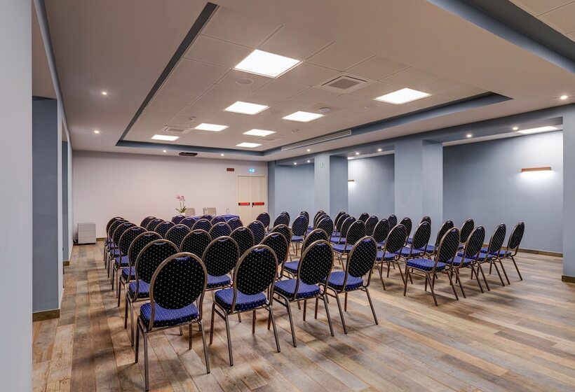 בית מלון כפרי Fly Deco