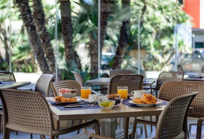 בית מלון כפרי Fly Deco