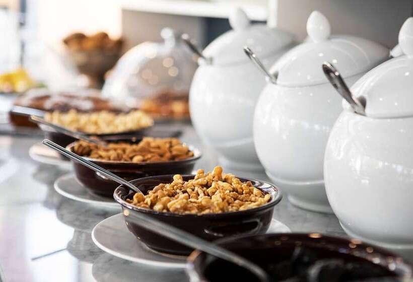 בית מלון כפרי Fly Deco