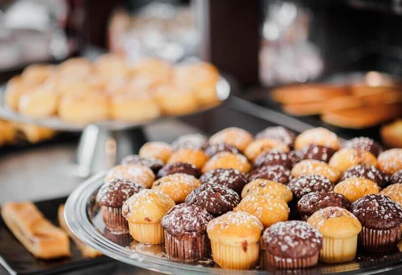 בית מלון כפרי Fly Deco