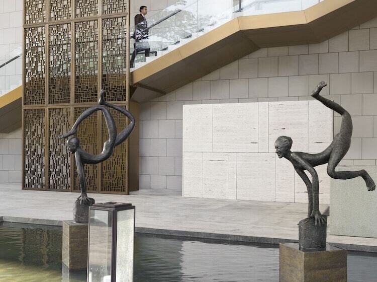 Four Seasons Hotel Bengaluru At Embassy One