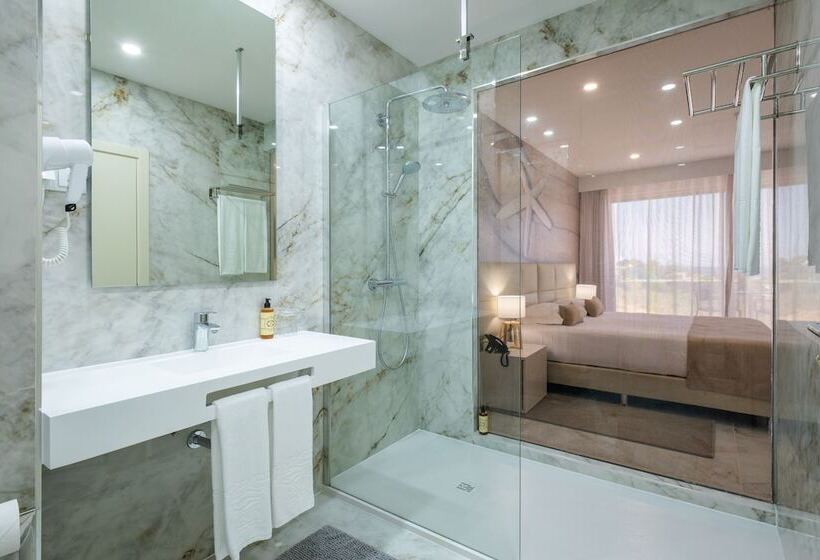 Отель Lagos Atlantic