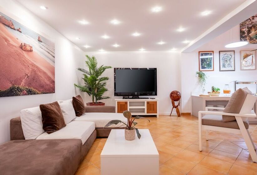 Отель Lagos Atlantic