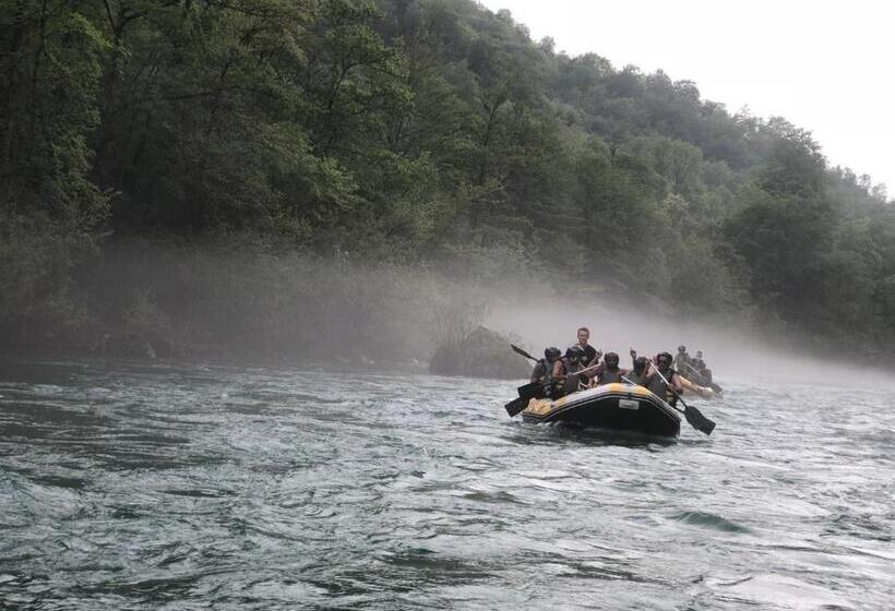 مُتل Pansion Neretva