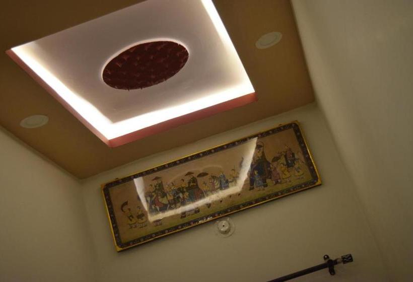 펜션 Abhay Villas Guest House