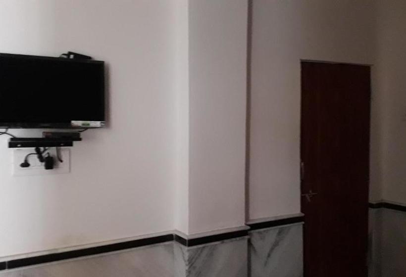 펜션 Abhay Villas Guest House