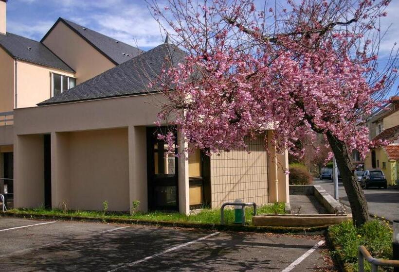 リゾートホテル Residence Routes Du Monde Atc Bagneres De Bigorre